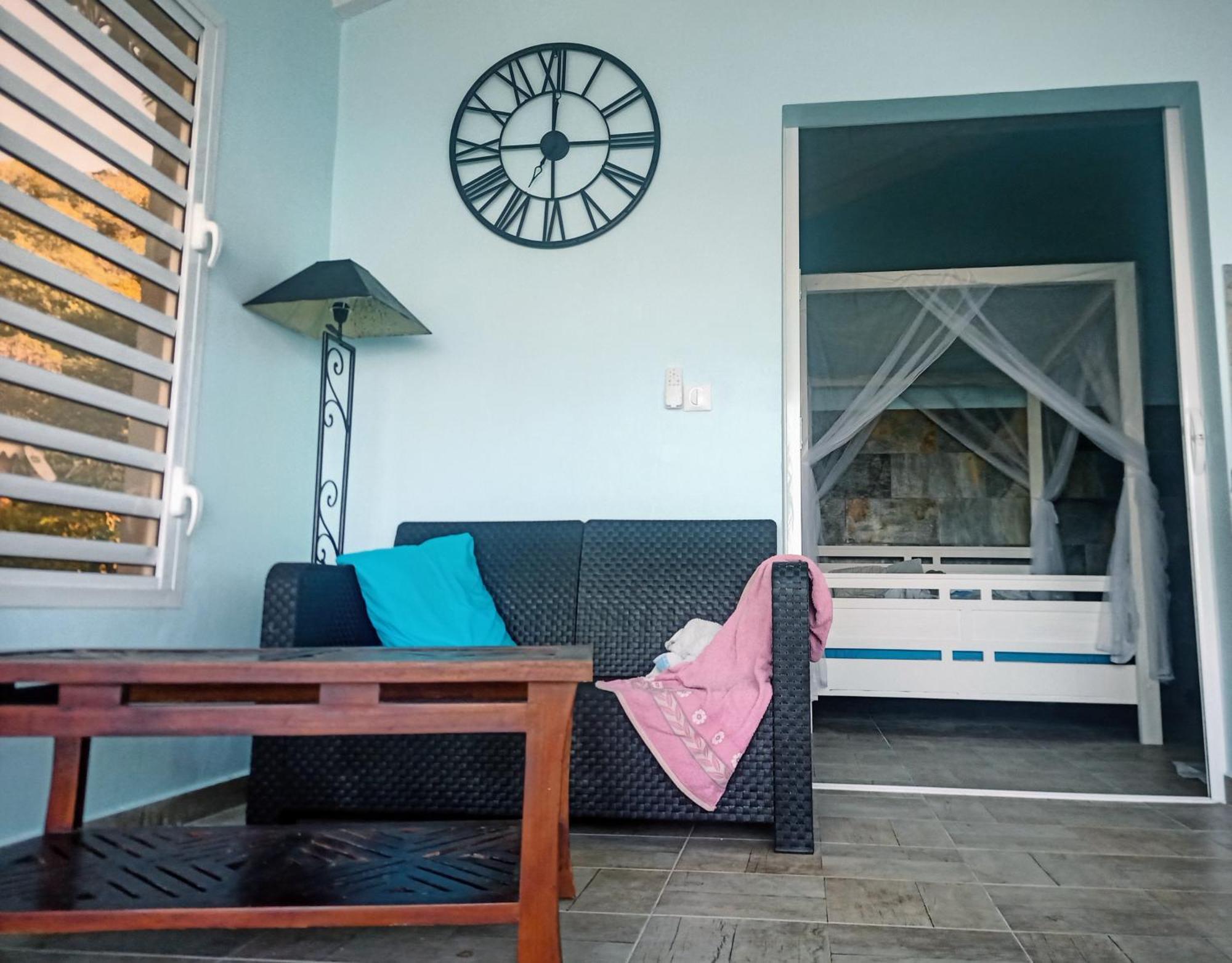 Aux Colibris Amoureux : Loft De Standing Avec Vue Mer Grand-Bourg  Extérieur photo